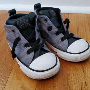 Converse toddler size 8